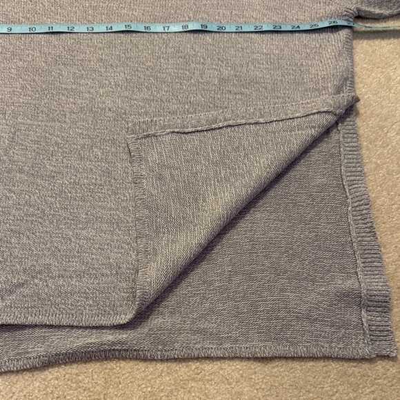 2/$10 H&M Light Gray Knit Sweater - Picture 6 of 6